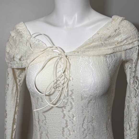 Sheer Lace Maxi Dress Off the Shoulder Bell Sleeves Size Medium - Picture 8 of 13